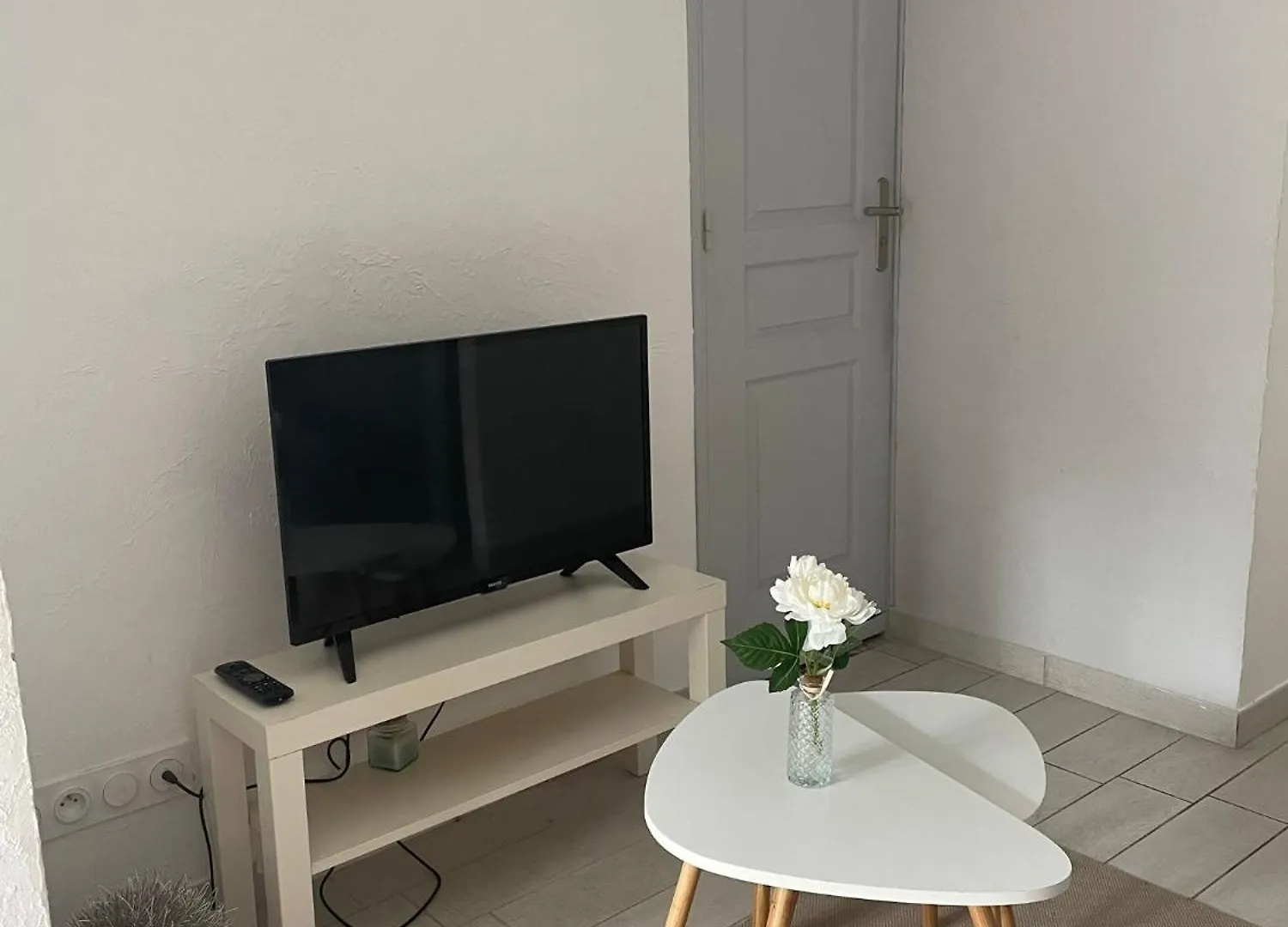 Petit Studio Aux Portes Du Beaujolais Saint-Germain-Nuelles Apartment